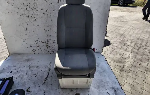 Volkswagen Crafter Front passenger seat