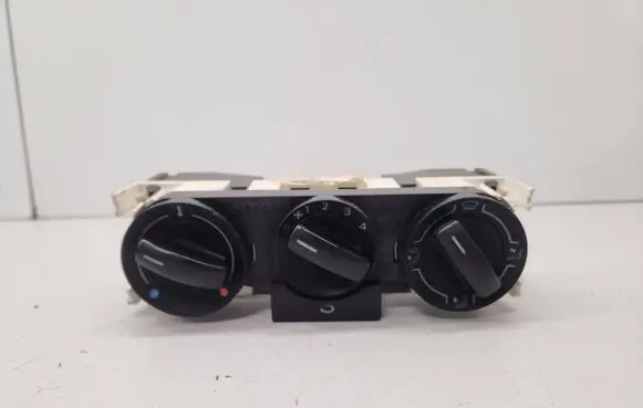 Volkswagen Polo Climate control unit 901511860001 6Q0819045P