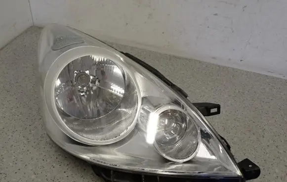 Nissan Note (E11) Headlight/headlamp 26010BH10A