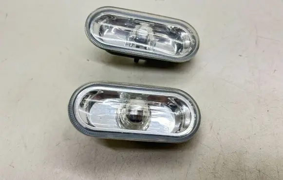 Volkswagen Polo Front fender indicator light 1J0949117