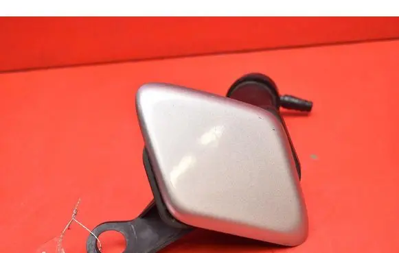 Nissan Micra Windshield washer spray nozzle 