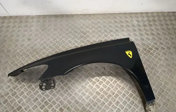 Volvo V50 Fender 