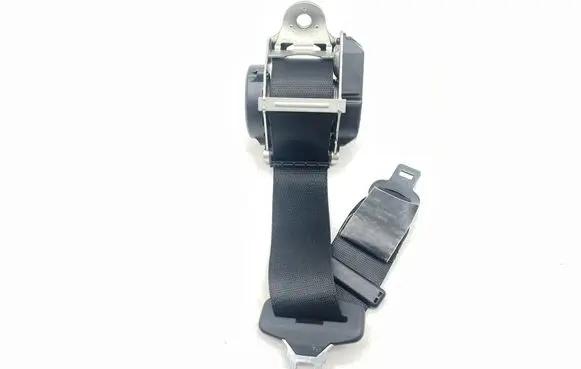 Maserati Ghibli Middle seatbelt (rear) 6700174400