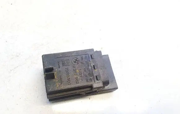 BMW 5 E39 Glow plug pre-heat relay 72RB500 2243562