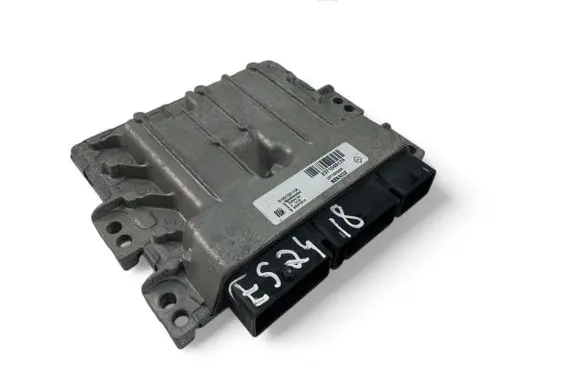 Renault Megane III Engine control unit/module ECU 237104817R 237103328R