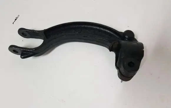Audi A5 8T 8F Lower shock absorber bracket 8K0413