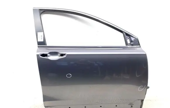 Honda CR-V Front door 