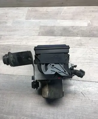 Volkswagen Sharan ABS Pump 7N0614109P 17618879 54085823M
