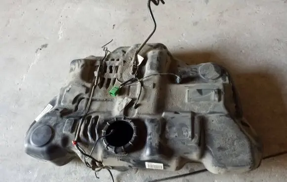 Ford S-MAX Fuel tank 0431261 08SEP10