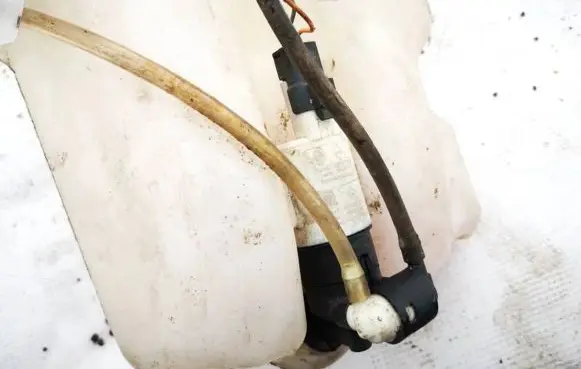 Renault Scenic II - Grand scenic II Windscreen/windshield washer pump 8200067015