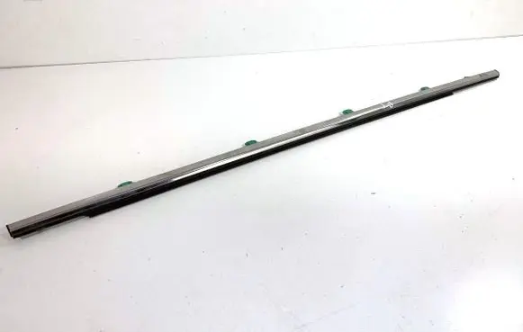 Honda CR-V Rear door glass trim molding 