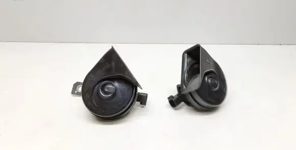 Volvo V70 Horn signal 31276805