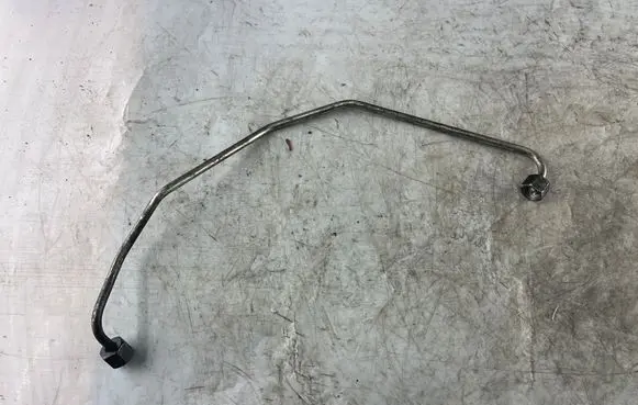 Audi A4 S4 B6 8E 8H Fuel injector supply line/pipe 