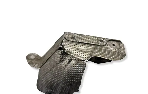 Volvo V70 Heat shield in engine bay 30757296