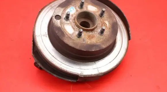 Chevrolet Captiva Front wheel hub spindle knuckle