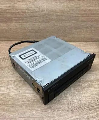 Volkswagen PASSAT B6 CD/DVD changer 3C0035110