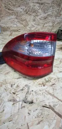 Mercedes-Benz E W211 Rear/tail lights A2118201164