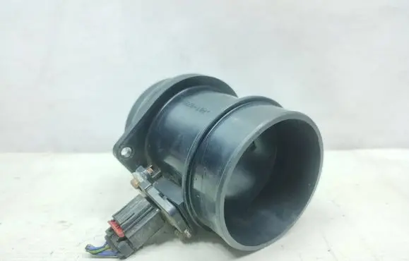 Ford Focus Mass air flow meter 4M5112B579CC