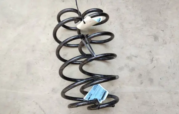 Toyota Yaris Rear coil spring