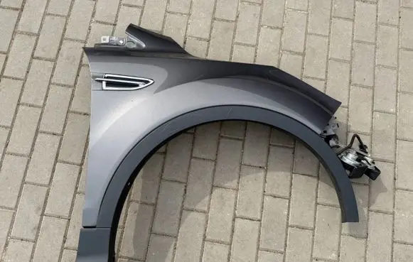 Ford Kuga II Fender S160C198AD