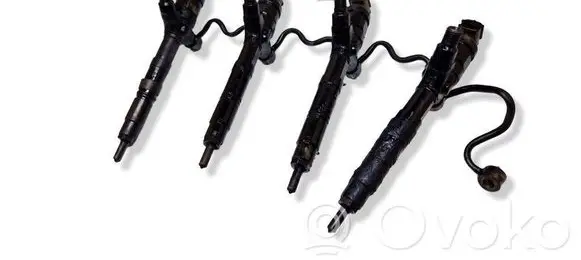 Toyota Avensis T250 Fuel injector 236700C010