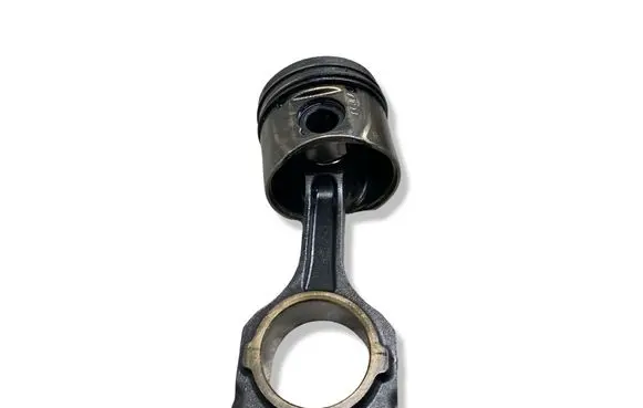 Ford Galaxy Piston with connecting rod QYWA