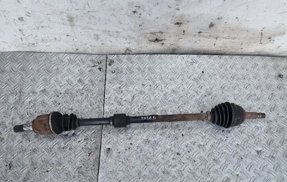 Nissan Note (E11) Front driveshaft
