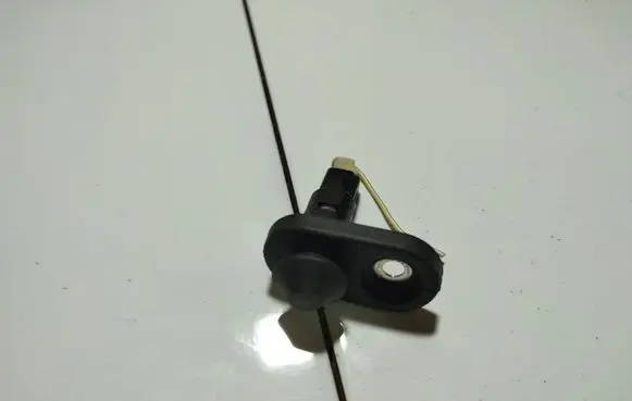 Toyota Avensis T250 Front door sensor coupe 