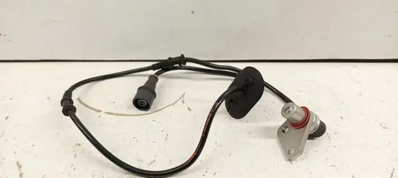 Mercedes-Benz E W124 ABS brake wheel speed sensor 1245401717 0265001281 0025457826