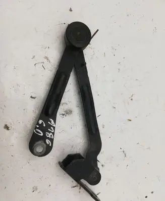 Volvo XC90 Tailgate check strap stopper 8659076