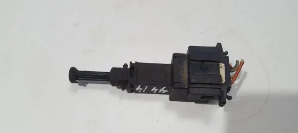 Volkswagen Golf IV Brake pedal sensor switch 1J0945511A