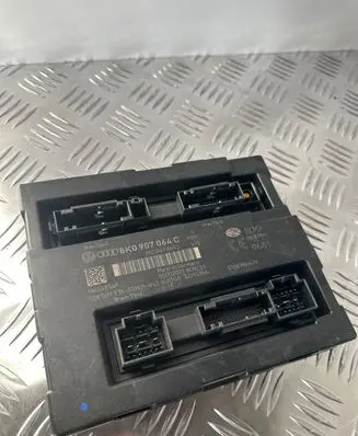 Audi A4 S4 B8 8K Comfort/convenience module 8K0907064C 00002001