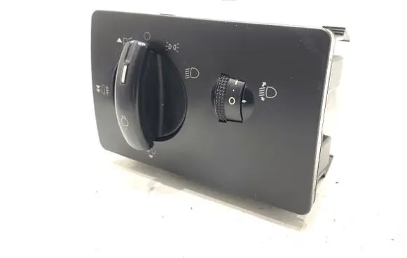 Ford Focus C-MAX Other switches/knobs/shifts 4M5T-13A024-LA