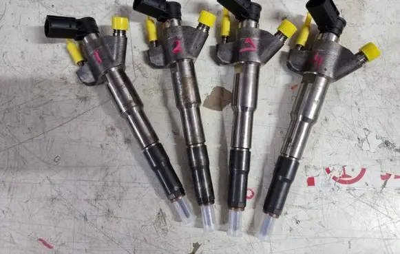 Renault Master III Fuel injector 166009567R HMLGT5690R 16609-00Q0D