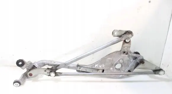 Honda Accord Front wiper linkage 