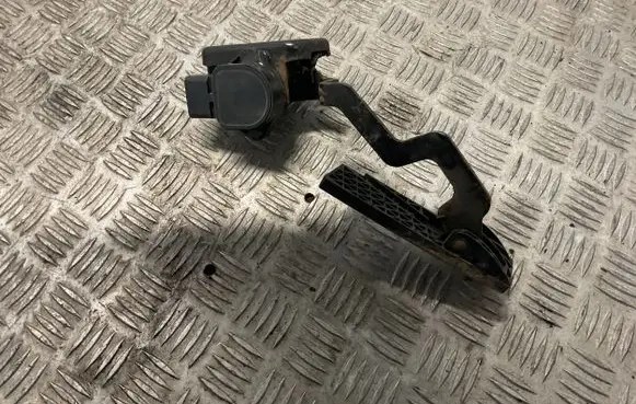 Jeep Cherokee XJ Accelerator throttle pedal