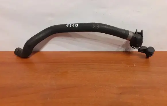 Mercedes-Benz E W210 Engine coolant pipe/hose 2108300024 9540