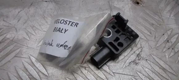 Hyundai Veloster Airbag deployment crash/impact sensor 95920-1R000