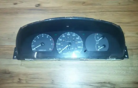 KIA Sephia Speedometer (instrument cluster) 970418 k24kxb