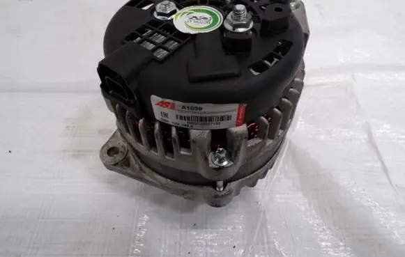 Opel Mokka Generator/alternator