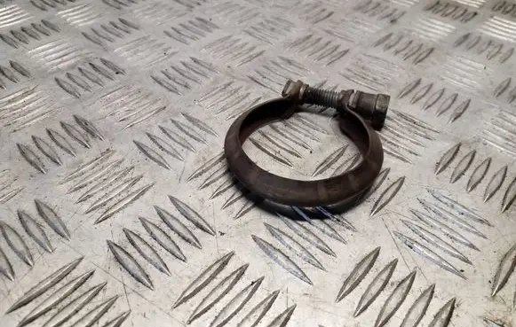 Volvo V40 Muffler pipe connector clamp CVS2T670