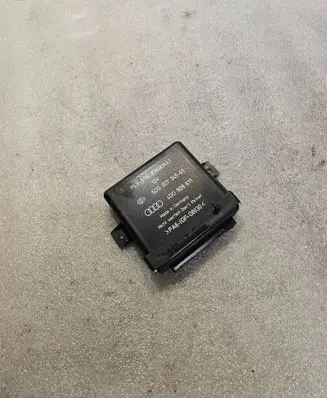 Audi A8 S8 D2 4D Other control units/modules 5DS00734501 4D0909611