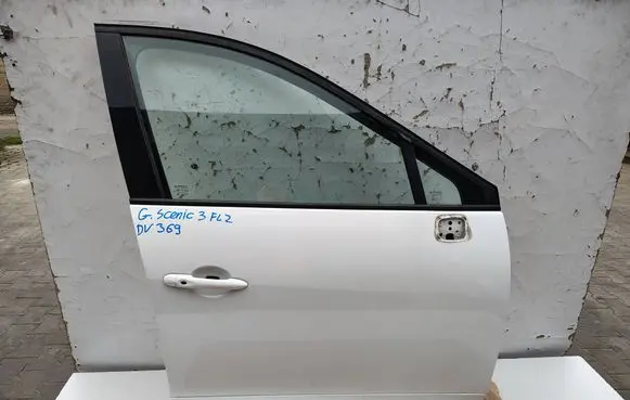 Renault Scenic III - Grand scenic III Front door