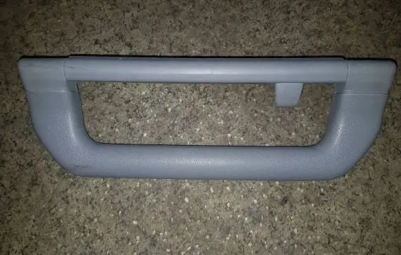 BMW 5 E34 Rear interior roof grab handle 8102403