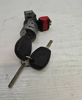 Renault Master III Ignition lock 8200214168