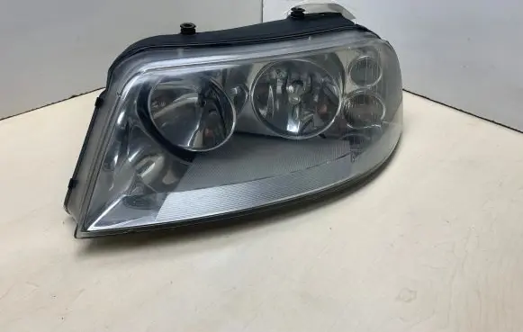 Volkswagen Sharan Headlight/headlamp 7M3941015L 0301182201