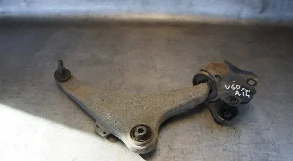 Volvo V60 Front lower control arm/wishbone