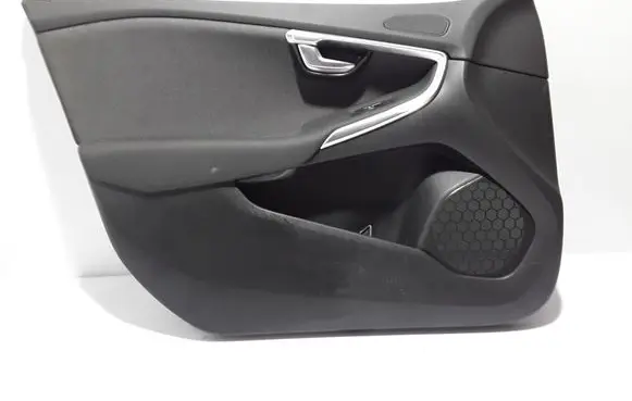 Volvo V40 Front door card panel trim 39815390