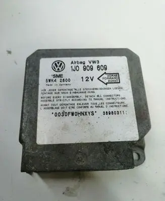 Volkswagen Golf IV Airbag control unit/module 1J0909609