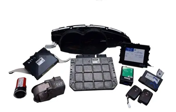 Toyota Verso Engine ECU kit and lock set 838000F120 MB2574500477 896610F130